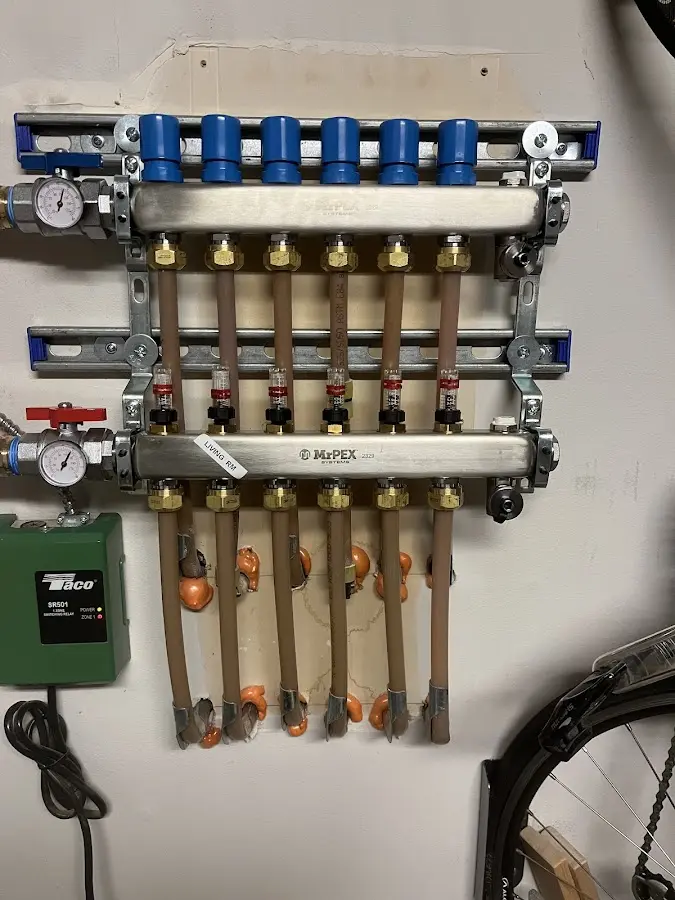 Plumber performing Leak Detection at a residential property in French Camp